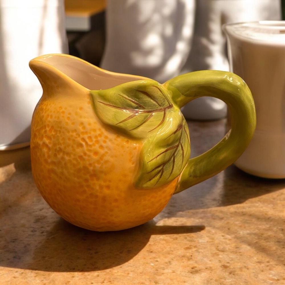 Dash of That Ceramic Lemon Creamer Pitcher NWOT
